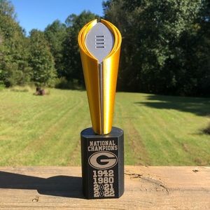 10 inch Georgia Bulldog National Champions 1942/1980/2021/2022 collector trophy